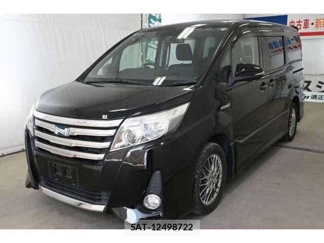 Toyota NOAH HYBRID 2016-06 7456394-1