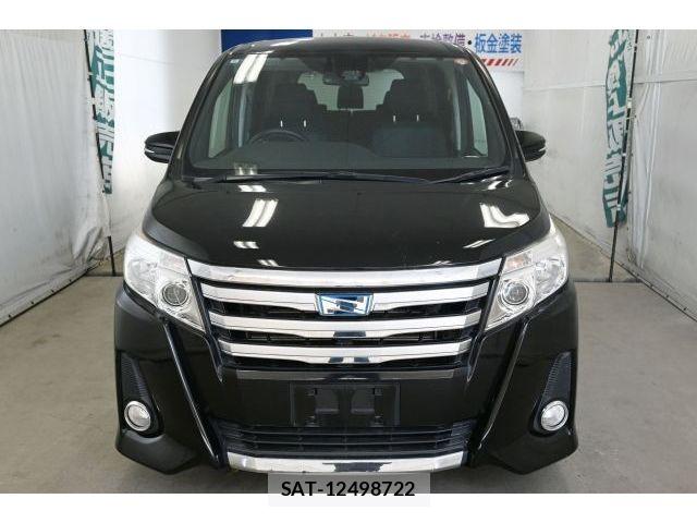 Toyota NOAH HYBRID 2016-06 7456394-4