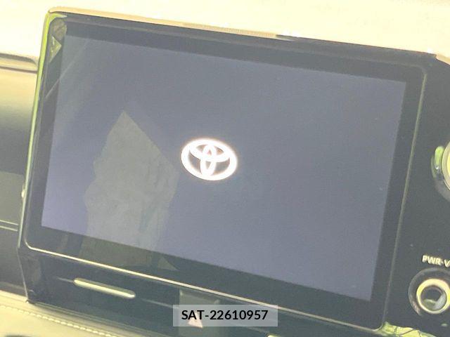 Toyota NOAH HYBRID 2022-04 7456385-2