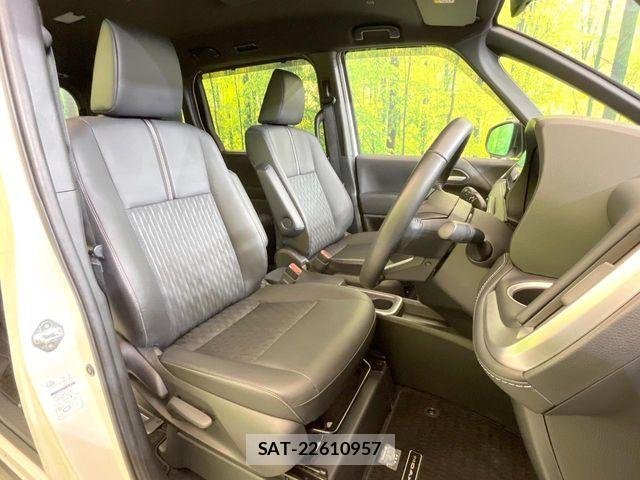 Toyota NOAH HYBRID 2022-04 7456385-7