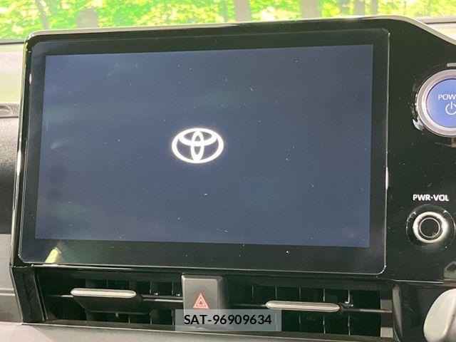 Toyota NOAH HYBRID 2022-06 7456390-4