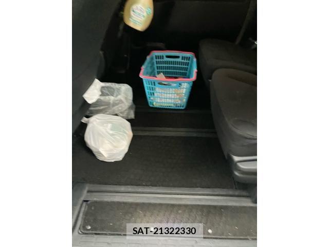 Toyota NOAH HYBRID 2016-02 7456396-15