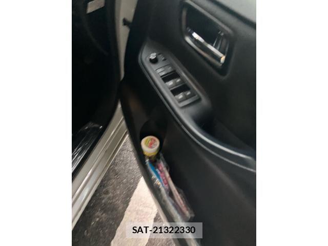 Toyota NOAH HYBRID 2016-02 7456396-18