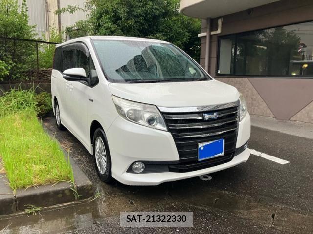 Toyota NOAH HYBRID 2016-02 7456396-1