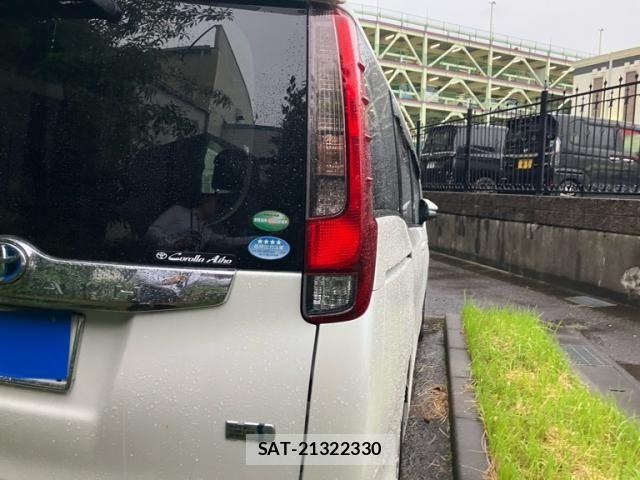Toyota NOAH HYBRID 2016-02 7456396-3