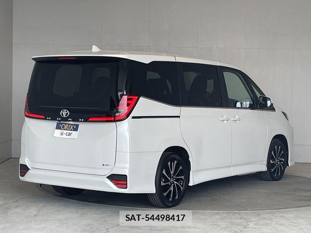 Toyota NOAH HYBRID 2026-03 7456381-1