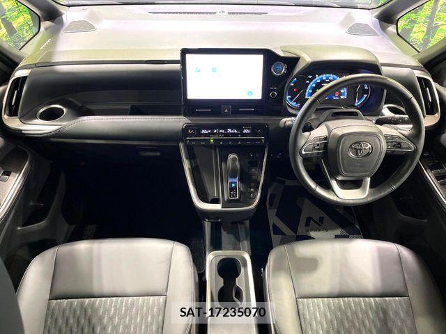Toyota NOAH HYBRID 2022-06 7501937-1
