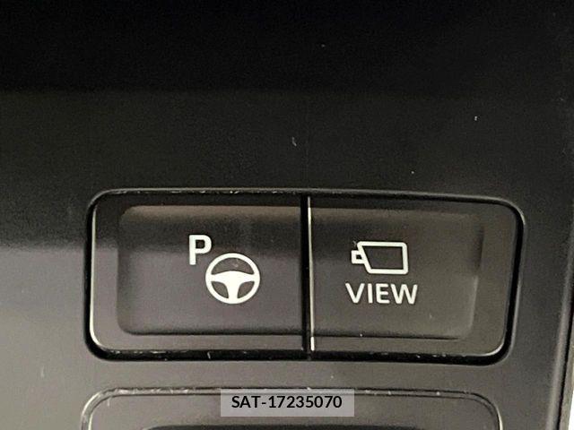 Toyota NOAH HYBRID 2022-06 7501937-5