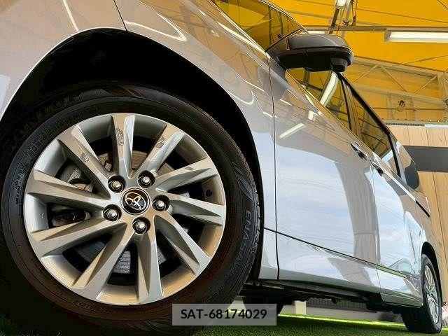 Toyota NOAH HYBRID 2023-07 7501938-19