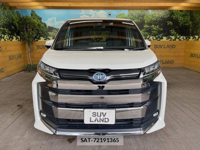Toyota NOAH HYBRID 2023-03 7501940-14
