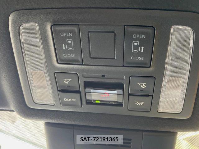 Toyota NOAH HYBRID 2023-03 7501940-4