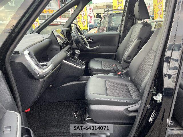 Toyota NOAH HYBRID 2025-06 7501931-12