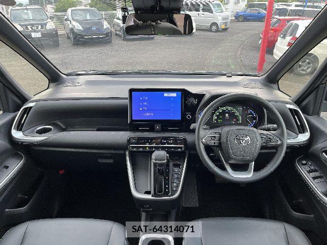 Toyota NOAH HYBRID 2025-06 7501931-1