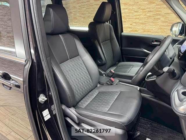 Toyota NOAH HYBRID 2022-04 7501943-4