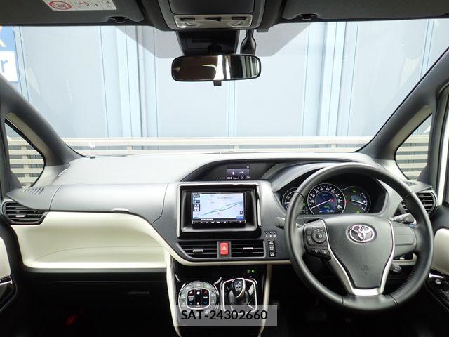 Toyota NOAH HYBRID 2020-04 7509460-1