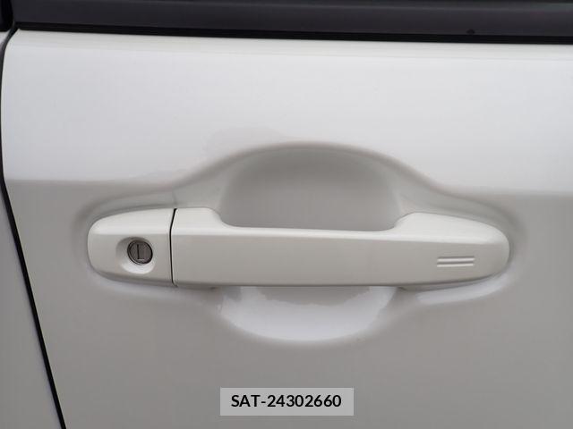 Toyota NOAH HYBRID 2020-04 7509460-23