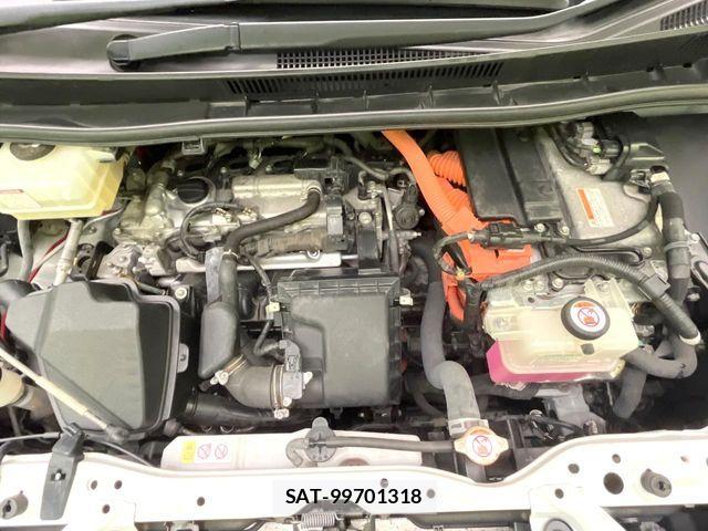 Toyota NOAH HYBRID 2019-07 7501944-18