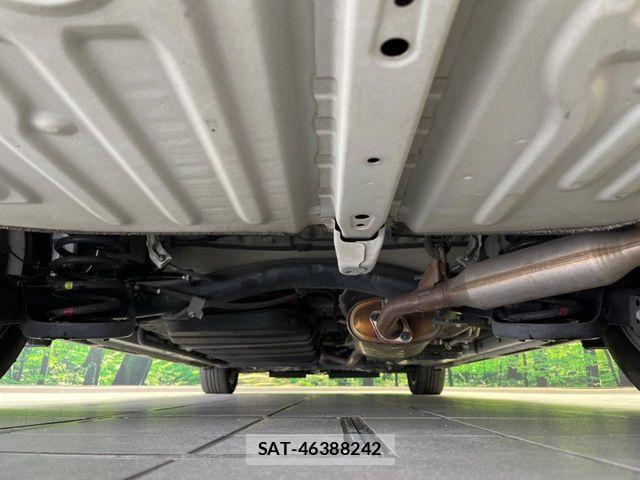Toyota NOAH HYBRID 2017-07 7501945-18