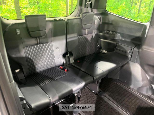 Toyota NOAH HYBRID 2023-06 7501941-9