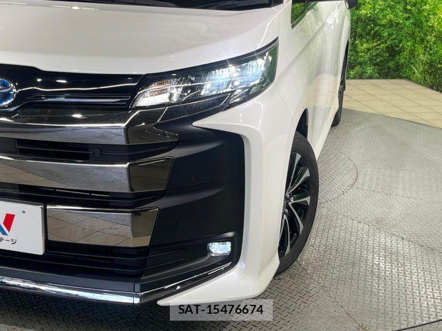 Toyota NOAH HYBRID 2023-06 7501941-12