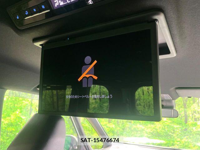 Toyota NOAH HYBRID 2023-06 7501941-2