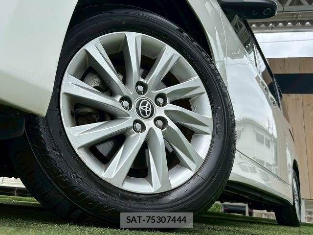 Toyota NOAH HYBRID 2023-04 7501942-19