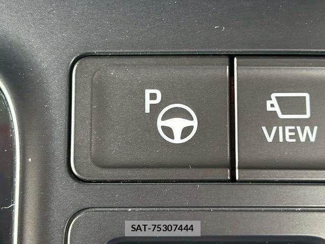 Toyota NOAH HYBRID 2023-04 7501942-6