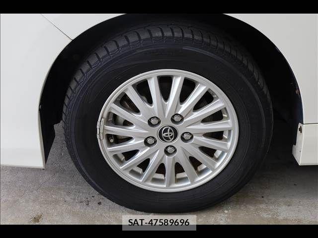 Toyota NOAH HYBRID 2015-09 7501948-13