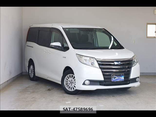 Toyota NOAH HYBRID 2015-09 7501948-1