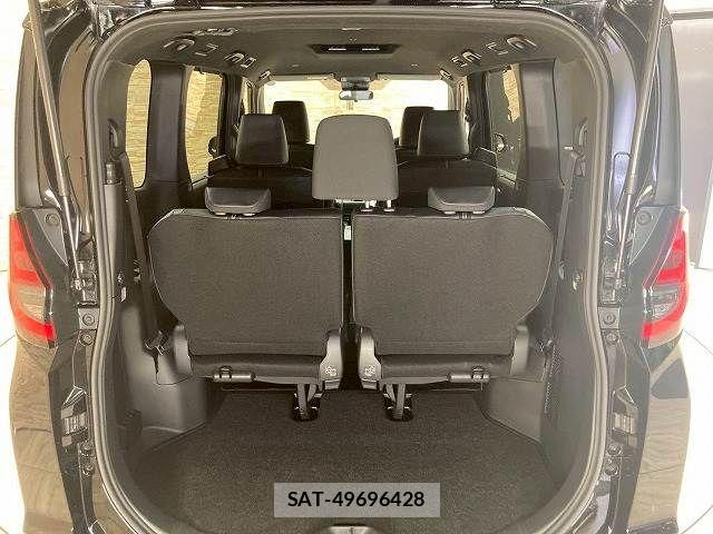 Toyota NOAH HYBRID 2024-07 7501934-12