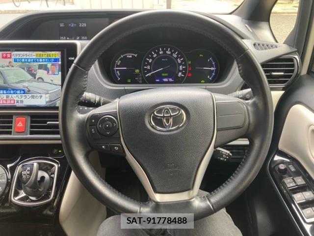 Toyota NOAH HYBRID 2020-03 7509461-14