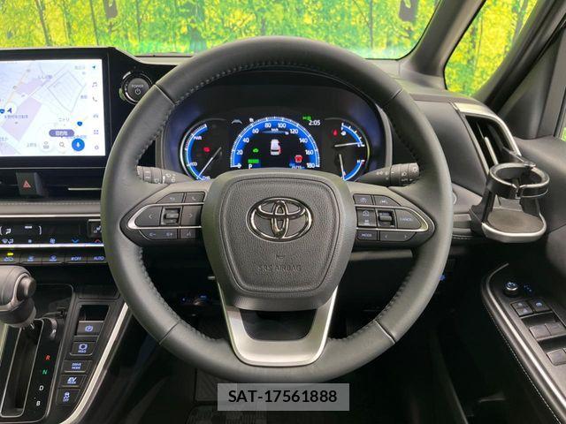 Toyota NOAH HYBRID 2024-06 7501935-11