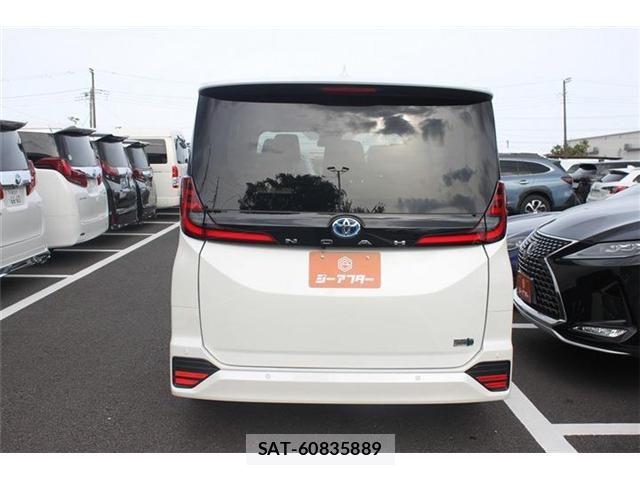 Toyota NOAH HYBRID 2023-07 7509459-9