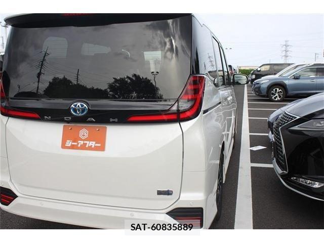 Toyota NOAH HYBRID 2023-07 7509459-12