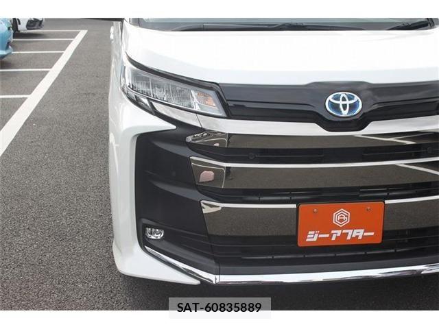 Toyota NOAH HYBRID 2023-07 7509459-2
