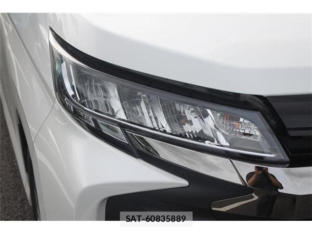 Toyota NOAH HYBRID 2023-07 7509459-3