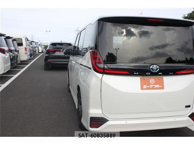 Toyota NOAH HYBRID 2023-07 7509459-8