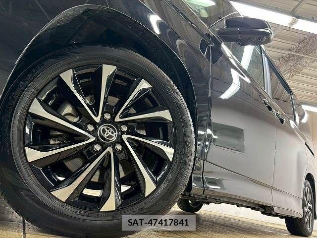 Toyota NOAH HYBRID 2025-01 7501930-12