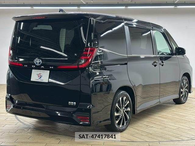 Toyota NOAH HYBRID 2025-01 7501930-15