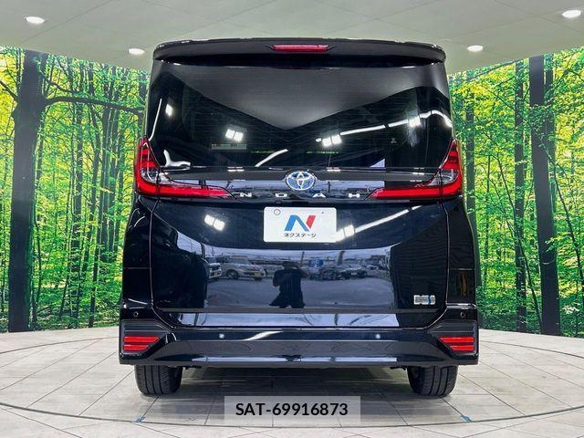 Toyota NOAH HYBRID 2025-03 7562571-15