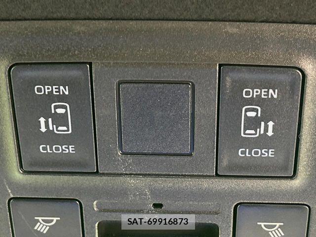 Toyota NOAH HYBRID 2025-03 7562571-5