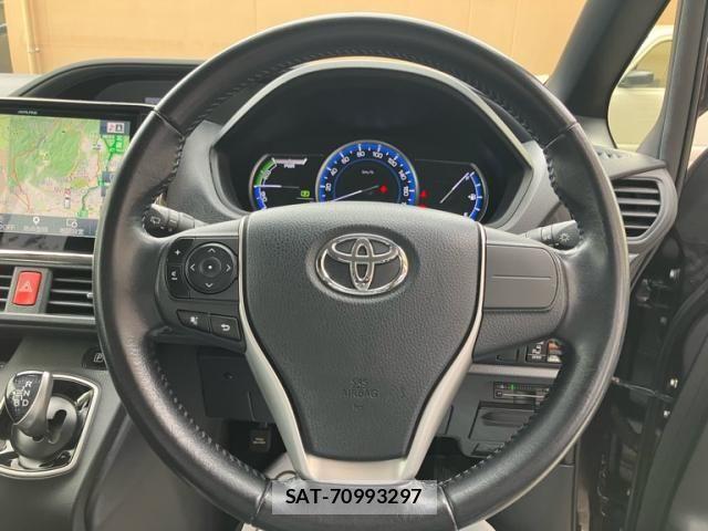 Toyota NOAH HYBRID 2016-01 7618808-14