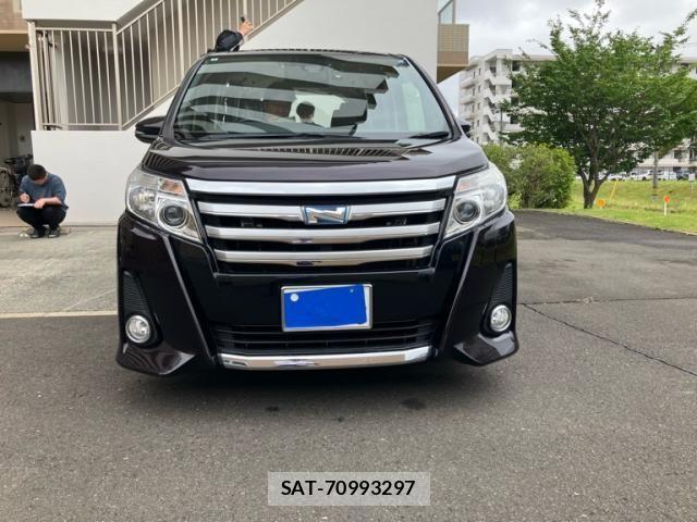 Toyota NOAH HYBRID 2016-01 7618808-1