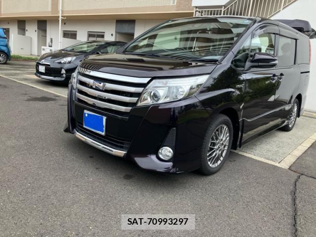 Toyota NOAH HYBRID 2016-01 7618808-2