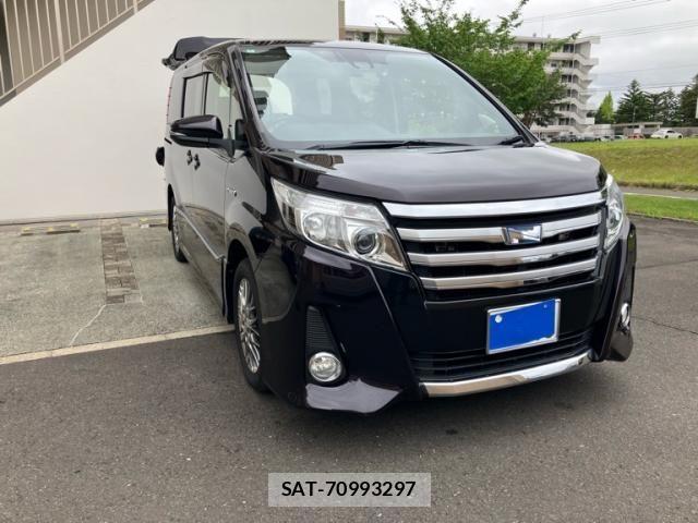 Toyota NOAH HYBRID 2016-01 7618808-3