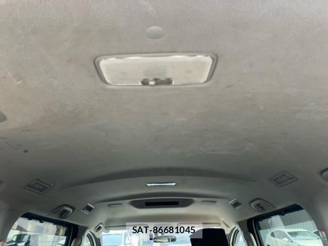 Toyota NOAH HYBRID 2015-03 7618807-13