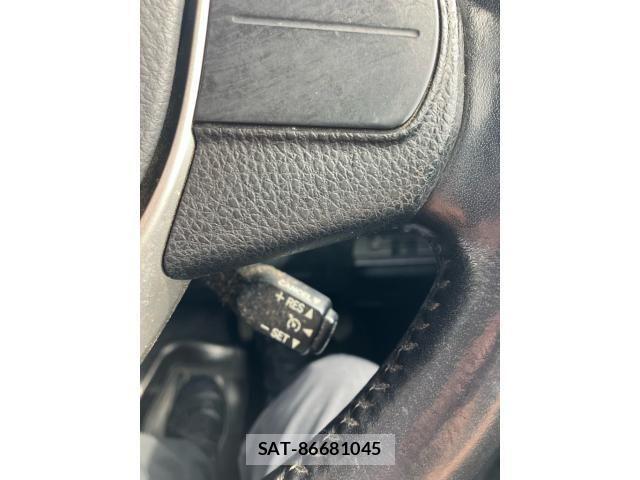 Toyota NOAH HYBRID 2015-03 7618807-21