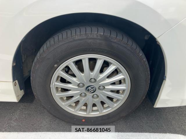 Toyota NOAH HYBRID 2015-03 7618807-4