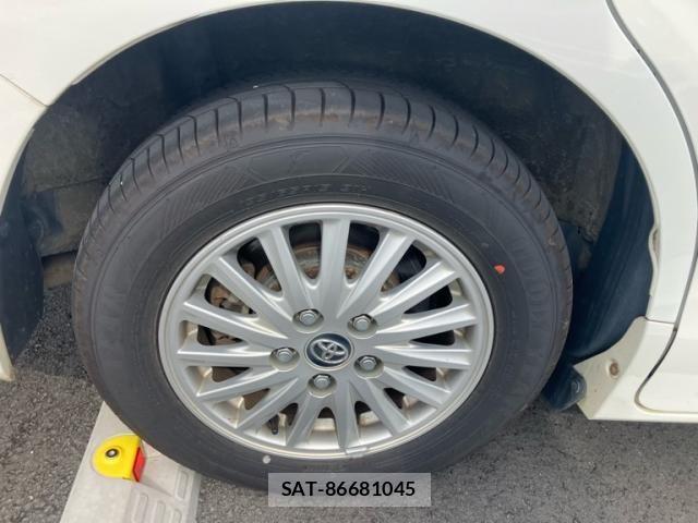 Toyota NOAH HYBRID 2015-03 7618807-5
