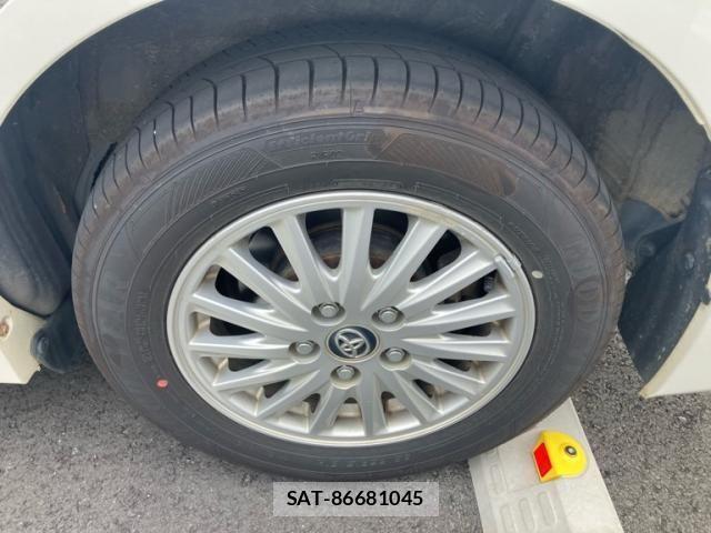 Toyota NOAH HYBRID 2015-03 7618807-6